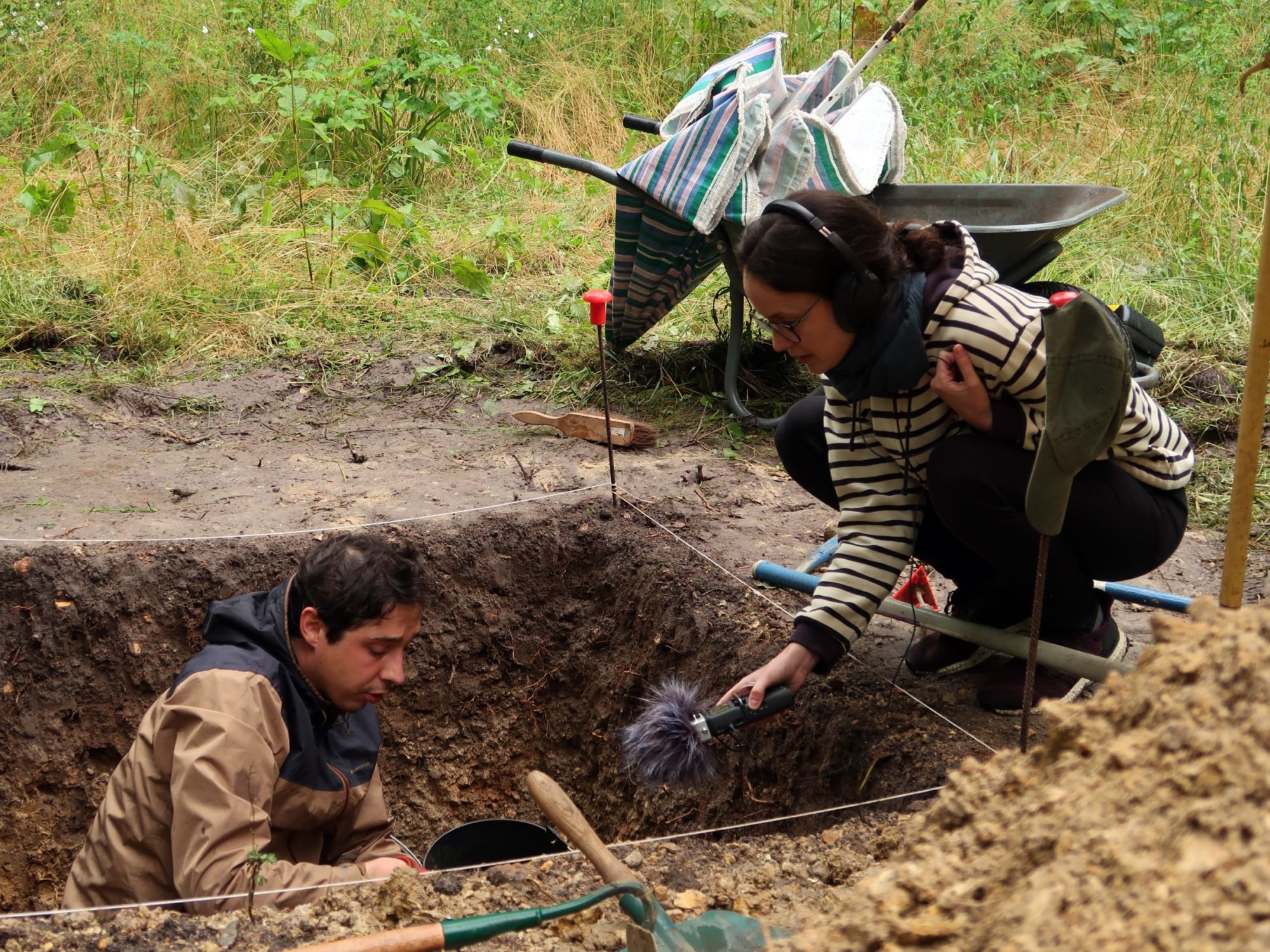 Ogier dans le secteur isolé au micro de Fanny Cohen Moreau