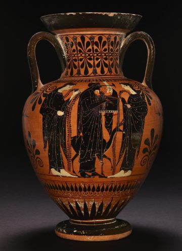 Apollon entouré de deux figures féminines. Amphore, Londres, British Museum, inv. 1843,1103.48.